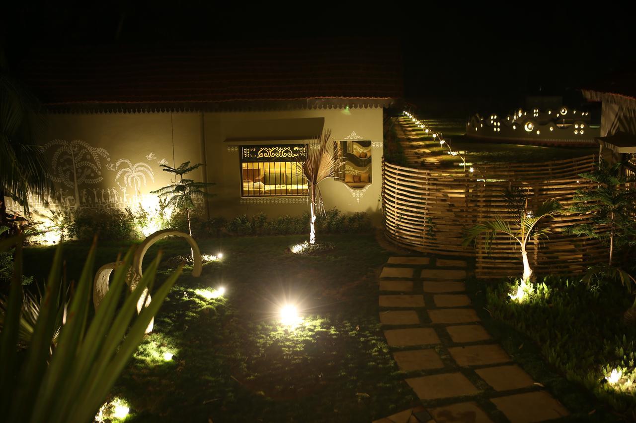 Breathing Earth - Rooms And Pool Calcuta Exterior foto